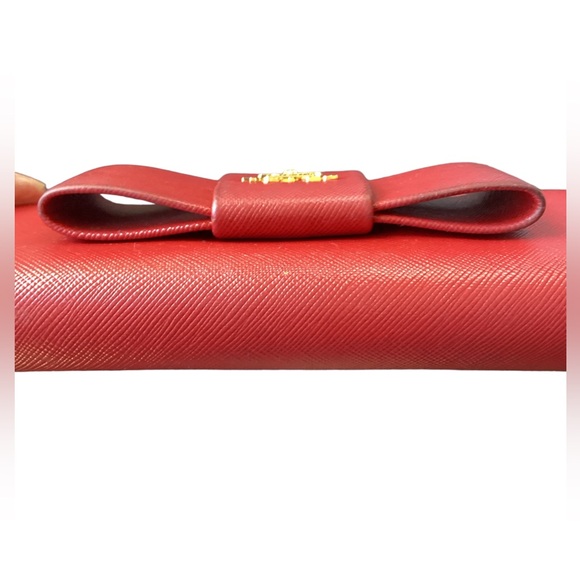 Prada Red Safiano Bow Long Wallet - Picture 10 of 16